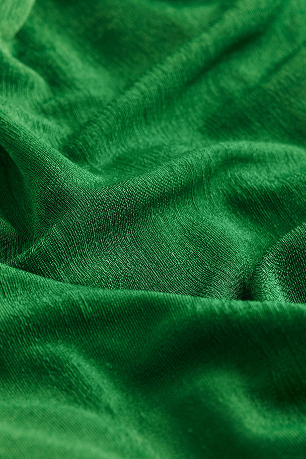 H&M Mama Skimrande Trikåklänning Grön