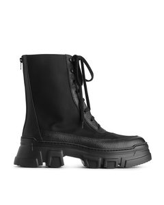 Sporty Lace-up Boots Black
