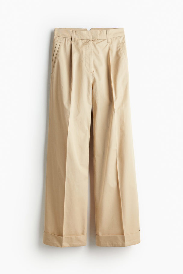 H&M Chino in Loose Fit Beige