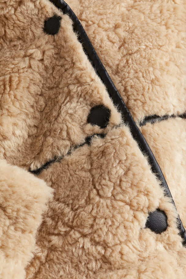 H&M Mantel aus Teddyfleece Beige