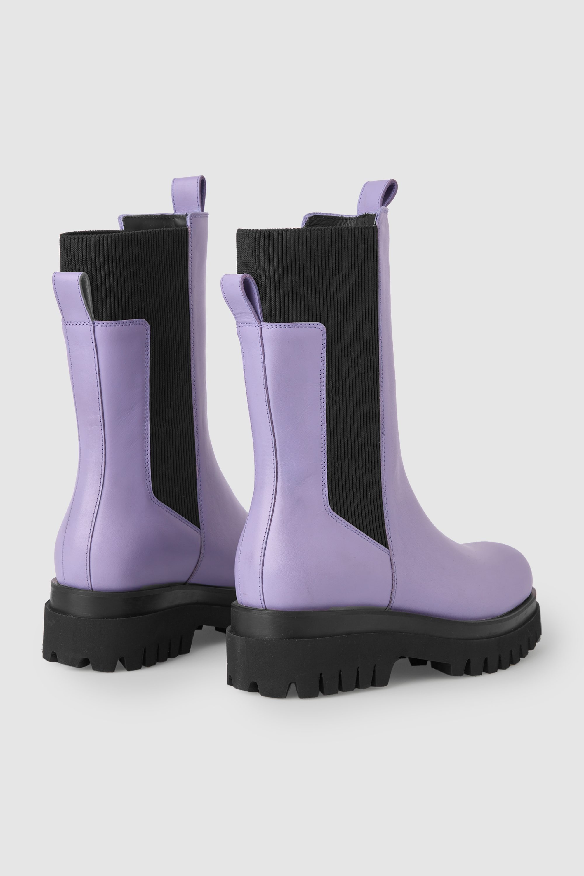 lilac chelsea boots