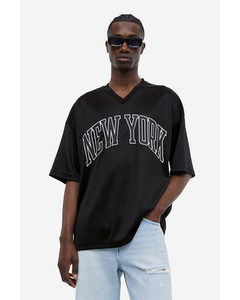 Oversized T-Shirt aus Mesh mit Print Schwarz/New York