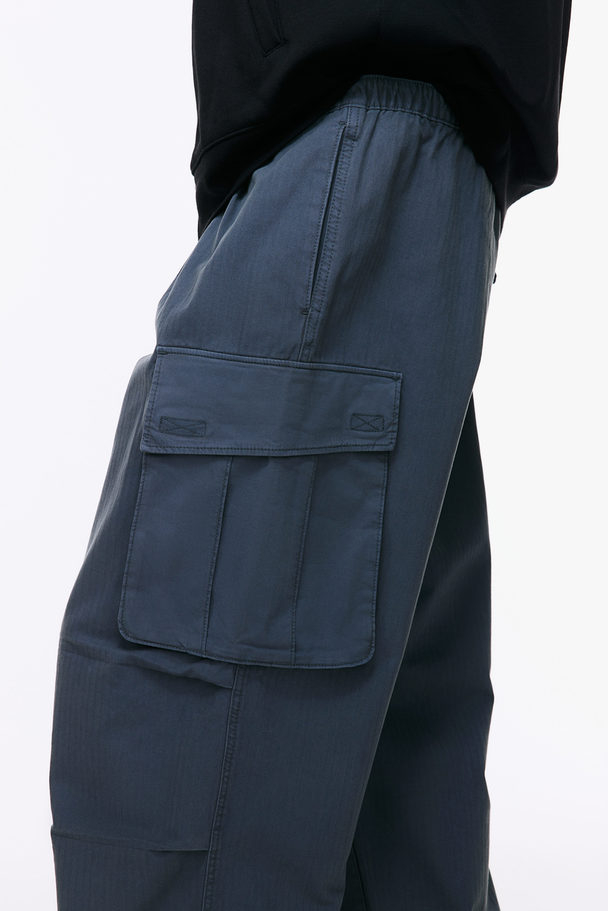 H&M Loose Fit Cargo Trousers Dark Blue