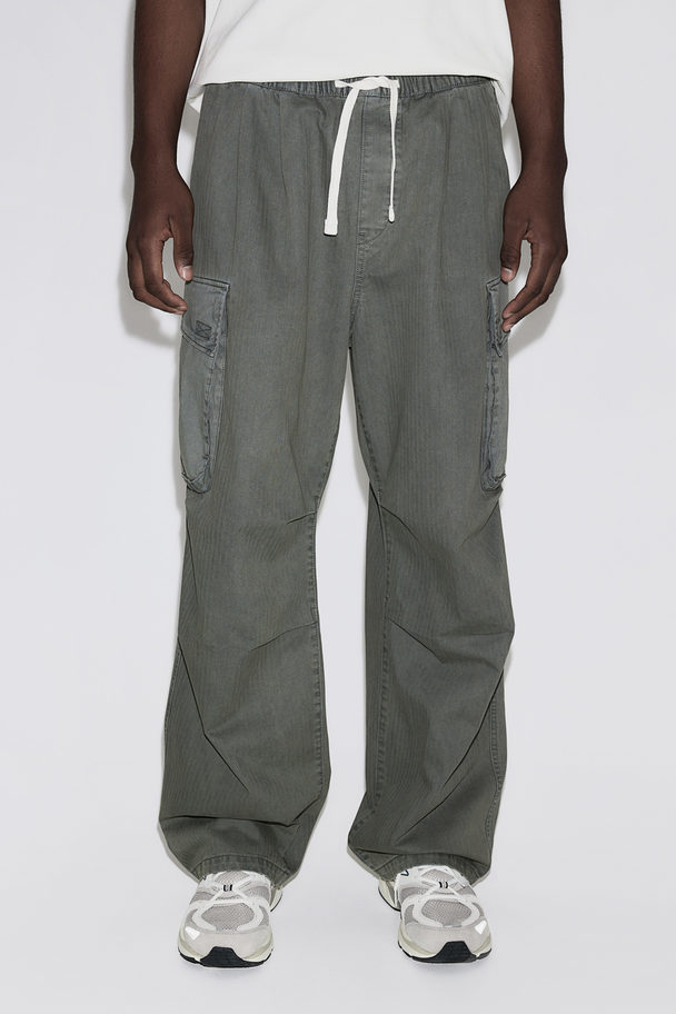 H&M Loose Fit Cargo Trousers Dark Grey-green