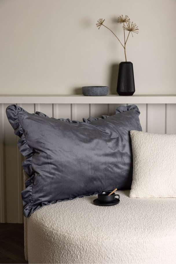 Venture Home Hailey Cushion Cover