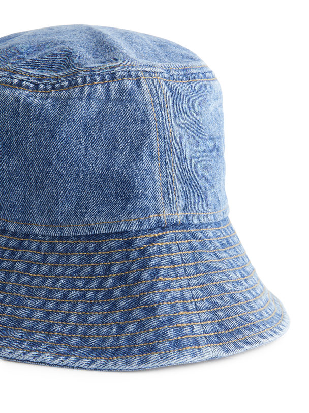 ARKET Fischerhut aus Denim Blau