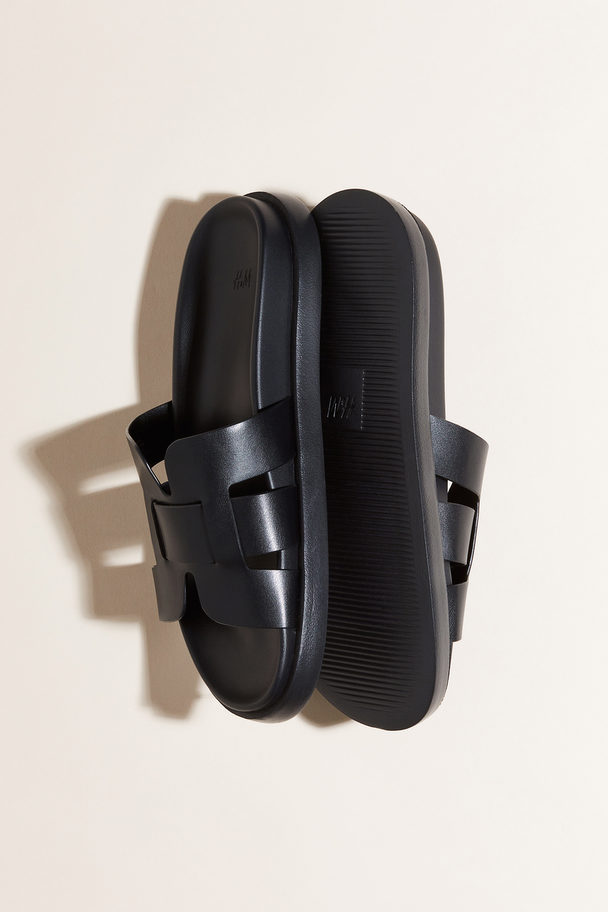 H&M Slides Black