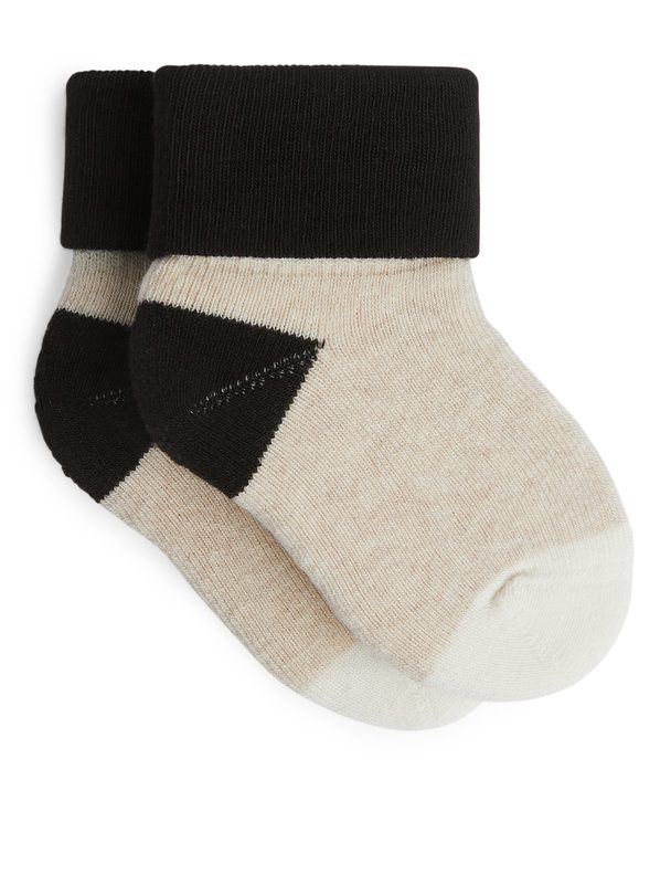 ARKET Frottee-Socken Schwarz/Beige