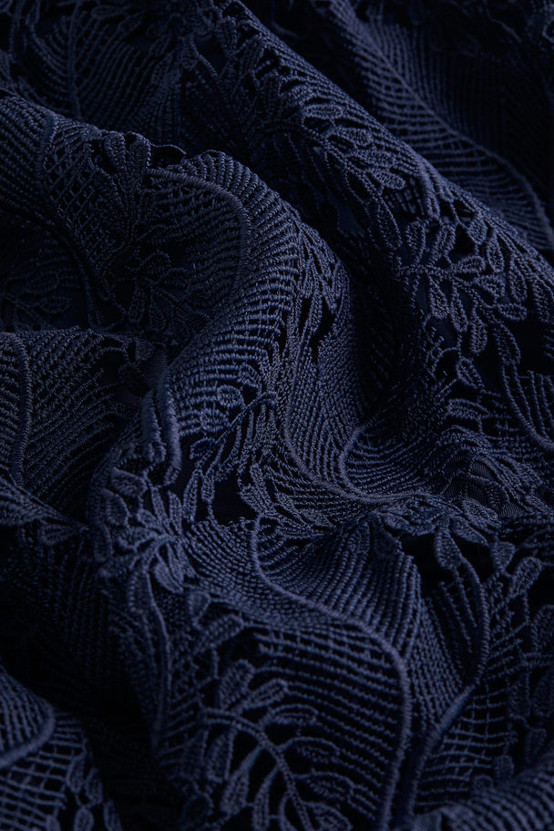 H&M Spitzenkleid mit V-Ausschnitt Marineblau
