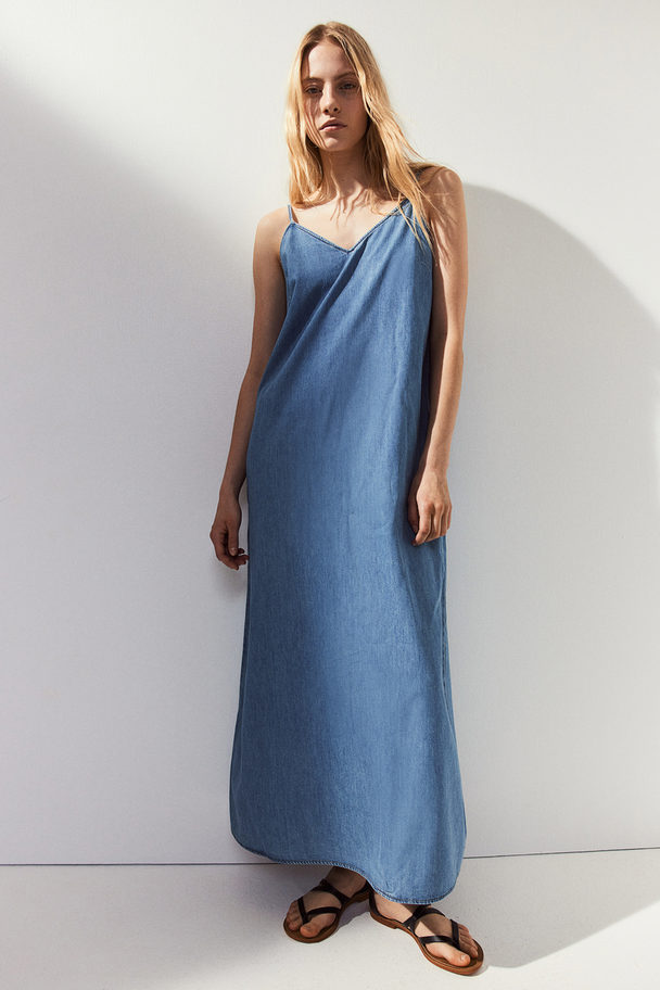 H&M Trägerkleid aus Denim Denimblau