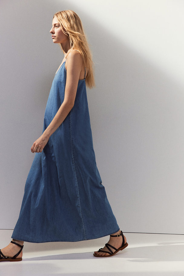 H&M Trägerkleid aus Denim Denimblau