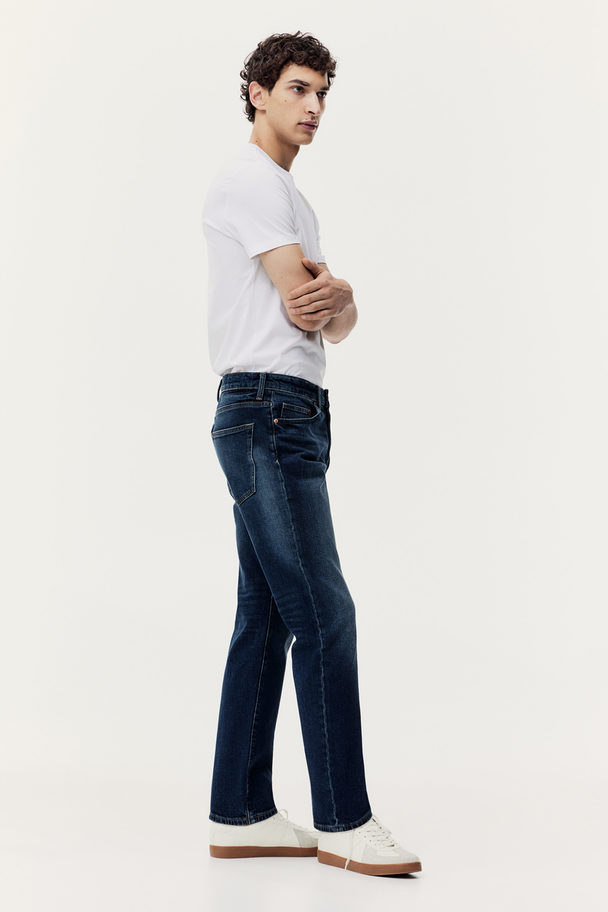 H&M Regular Jeans Denimblau