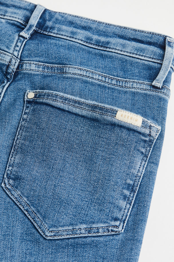 H&M Shaping Skinny Regular Jeans Blau