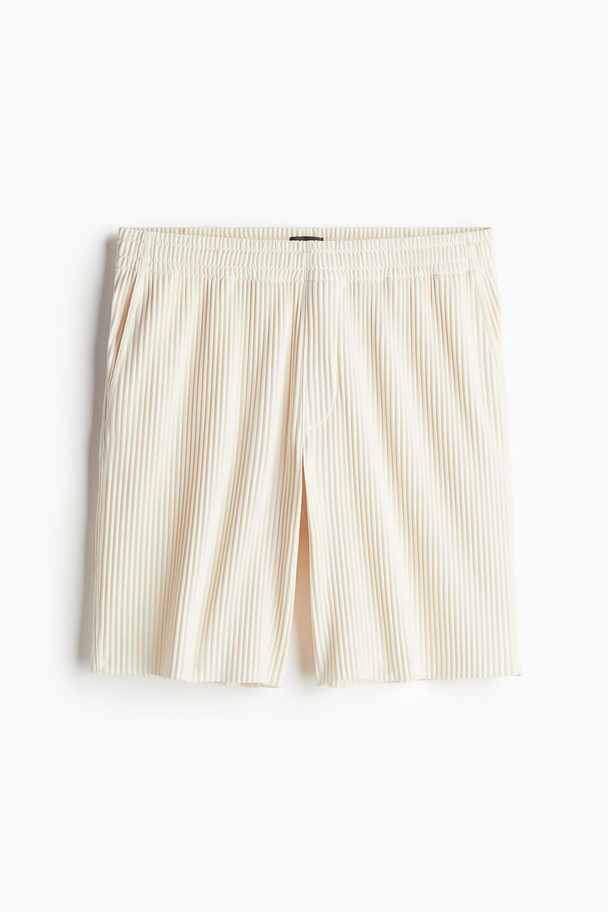 H&M Plissee-Shorts in Regular Fit