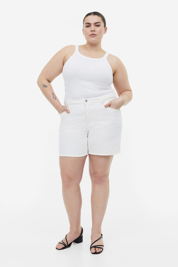 H&M H&M+ Curvy Fit Bermuda High Denim Shorts Weiß