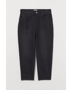 H&amp;M+ Tapered High Jeans Nearly Black