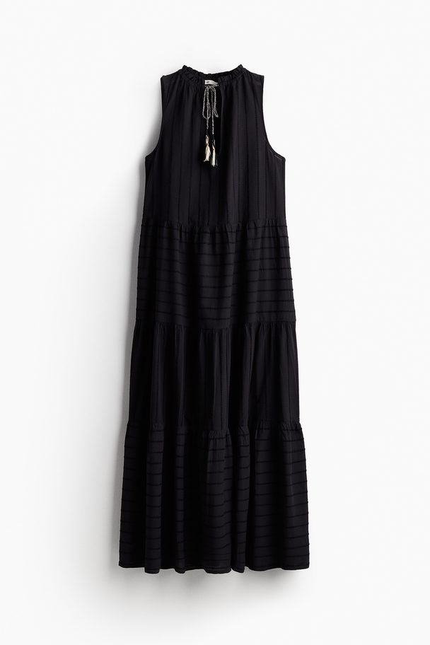 H&M Stufenkleid mit Kordelzugdetail Schwarz