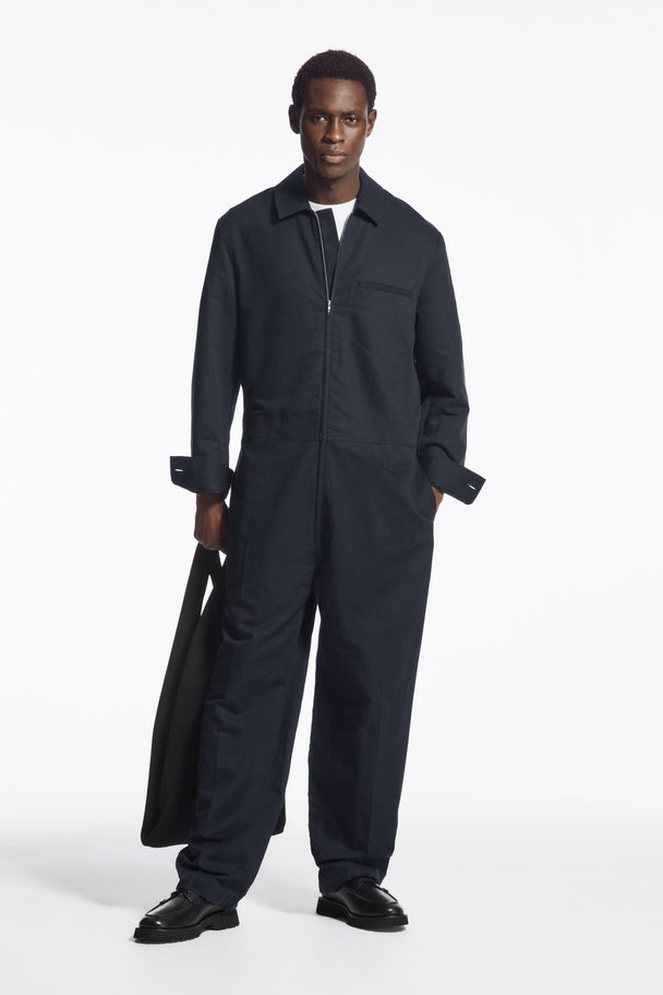 COS UTILITY-OVERALL AUS LEINEN NAVYBLAU