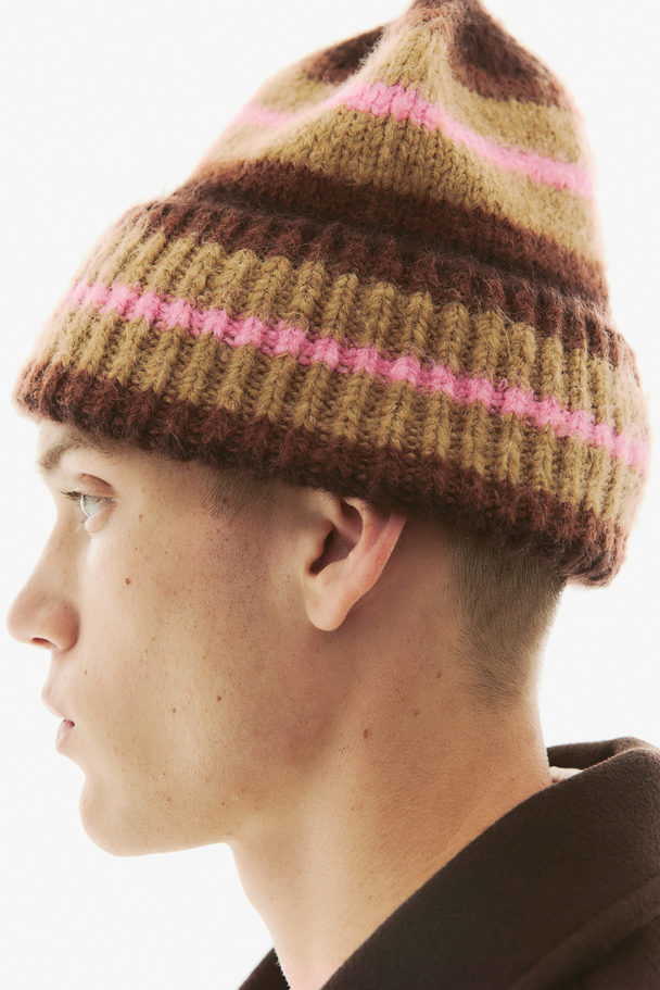 H&M Knitted Hat Beige/pink Striped