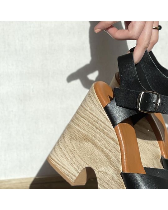 Hanks Platform Sandal Keita In Black Leather
