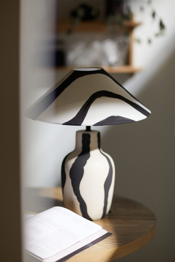 H&M HOME Painokuvioinen tekstiilinen lampunvarjostin Valkoinen/Raidallinen
