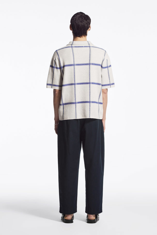 COS Checked Knitted Short-sleeved Shirt White / Blue