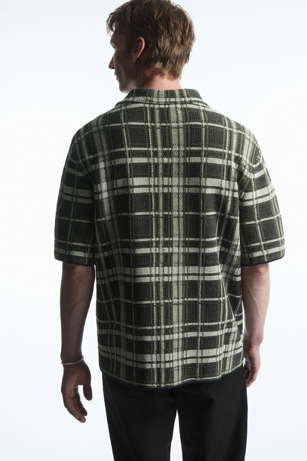 COS Checked Knitted Short-sleeved Shirt Navy / Checked