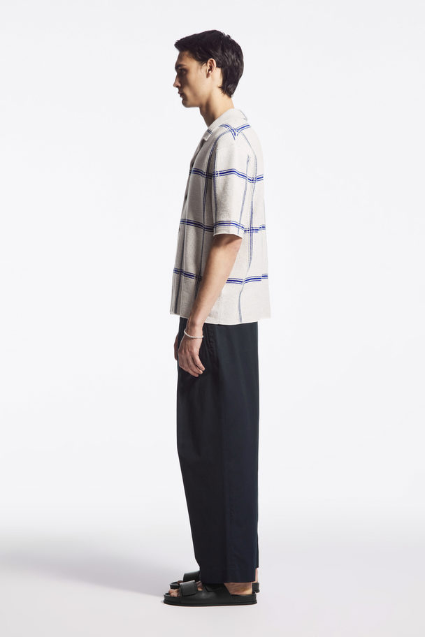 COS Checked Knitted Short-sleeved Shirt White / Blue