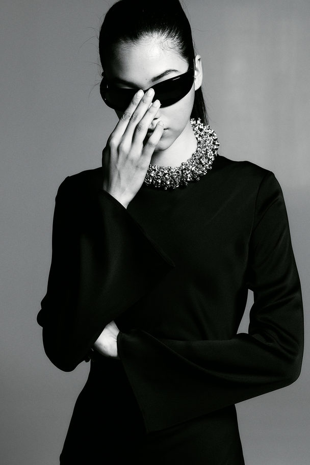 H&M Open-backed Satin Dress Black