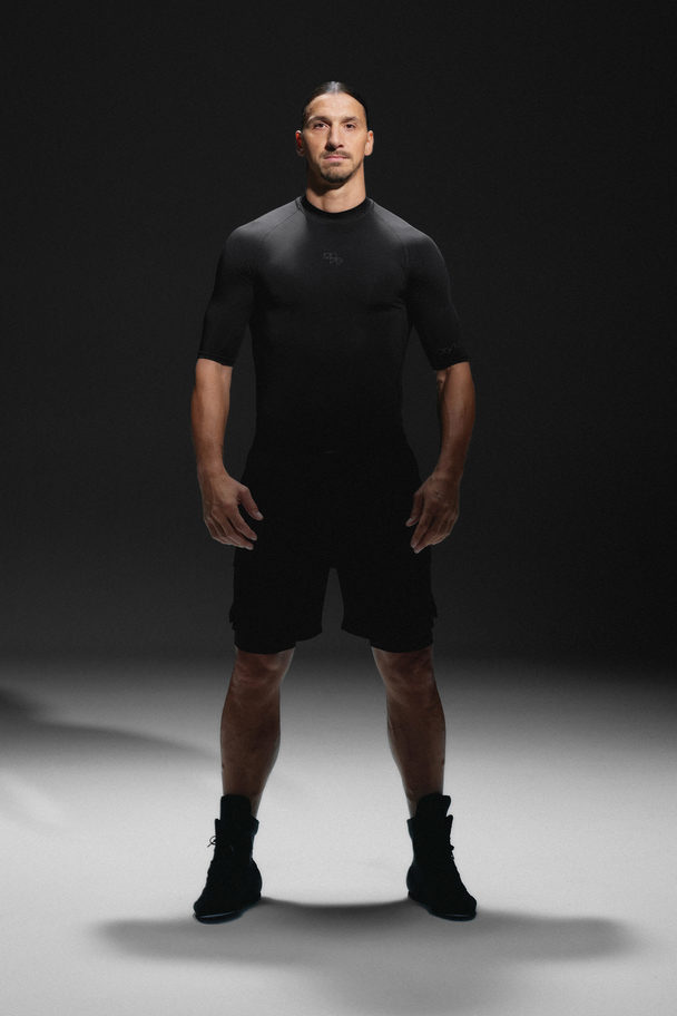 H&M Sportshirt Van Drymove™ - Muscle Fit Zwart