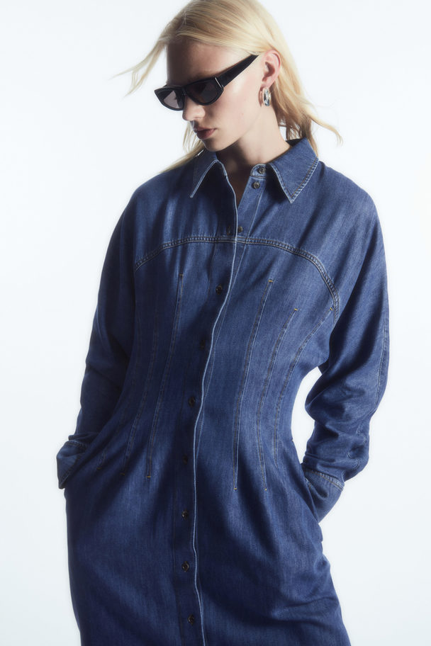 COS Oversize-skjortklänning I Denim Med Markerad Midja Blå