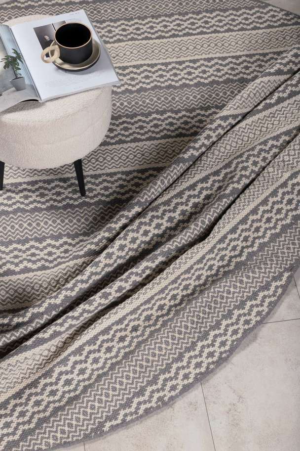 Venture Home Sishu Carpet