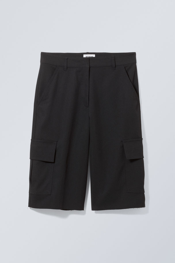 Weekday Arwen Cargo Suiting Shorts Svart