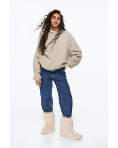 Warm-lined Fluffy Boots Cream