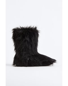 Warm-lined Fluffy Boots Black
