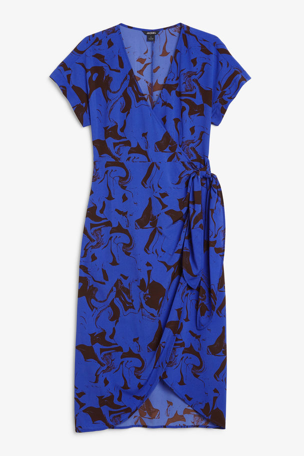 Monki Blaues Midi-Wickelkleid mit Wirbelmuster Blau mit Wirbelmuster
