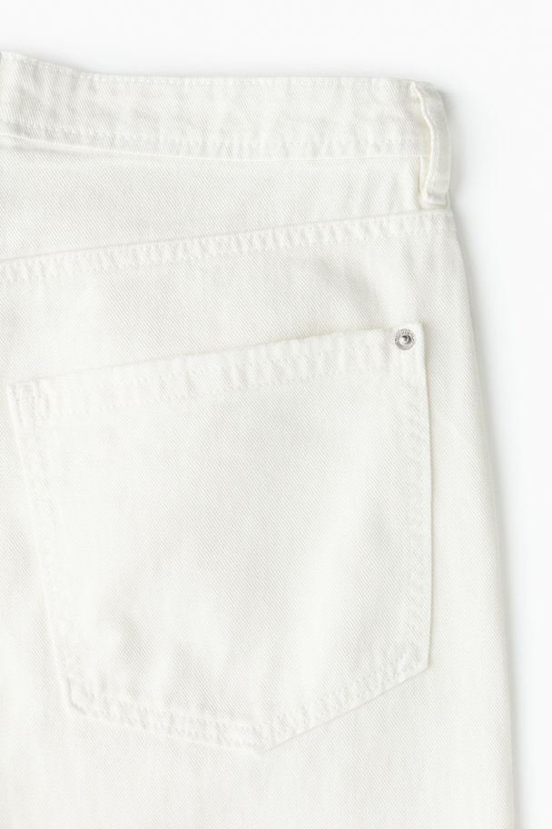 H&M Knielange Twillshorts Cremefarben