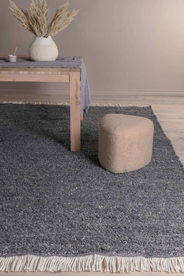 Venture Home Betina Carpet