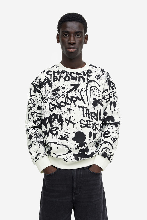 H&M Sweater - Relaxed Fit Wit/snoopy