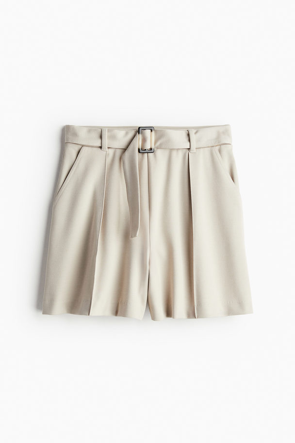 H&M Pull-on-Shorts mit Gürtel Hellbeige