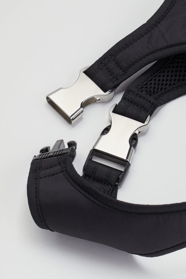 H&M Dog Harness With A Leash Black