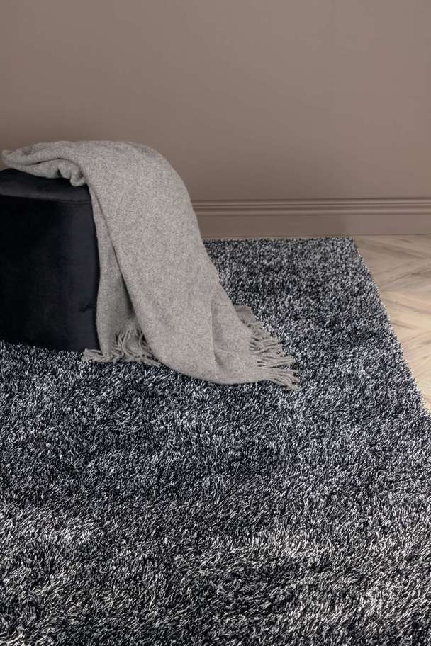 Venture Home Mattis Carpet