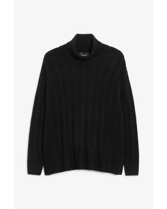 Fine Knit Sweater Black