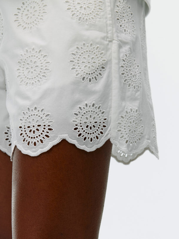 ARKET Shorts Med Broderie Anglaise Vit