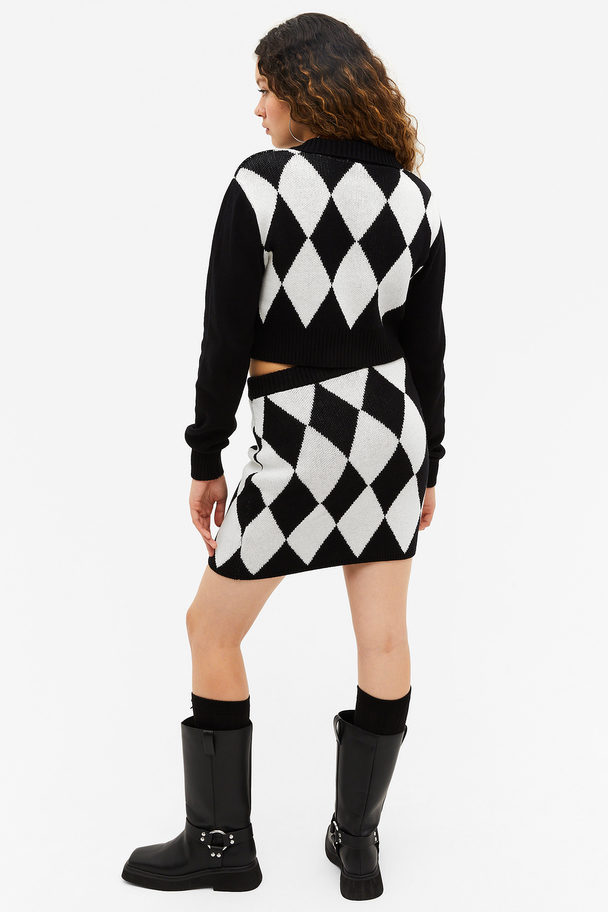 Monki Knitted Shirt Collar Cardigan Black & White Argyle