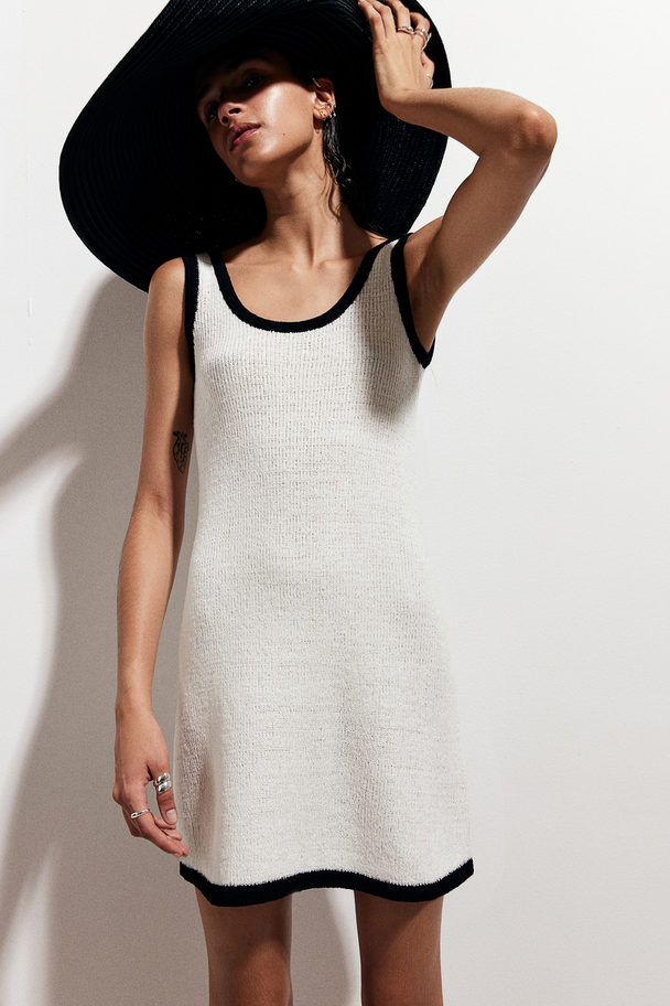 H&M Fine-knit A-line Dress Cream/black