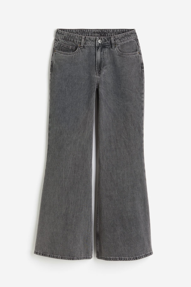 H&M Flared Regular Jeans Denimschwarz