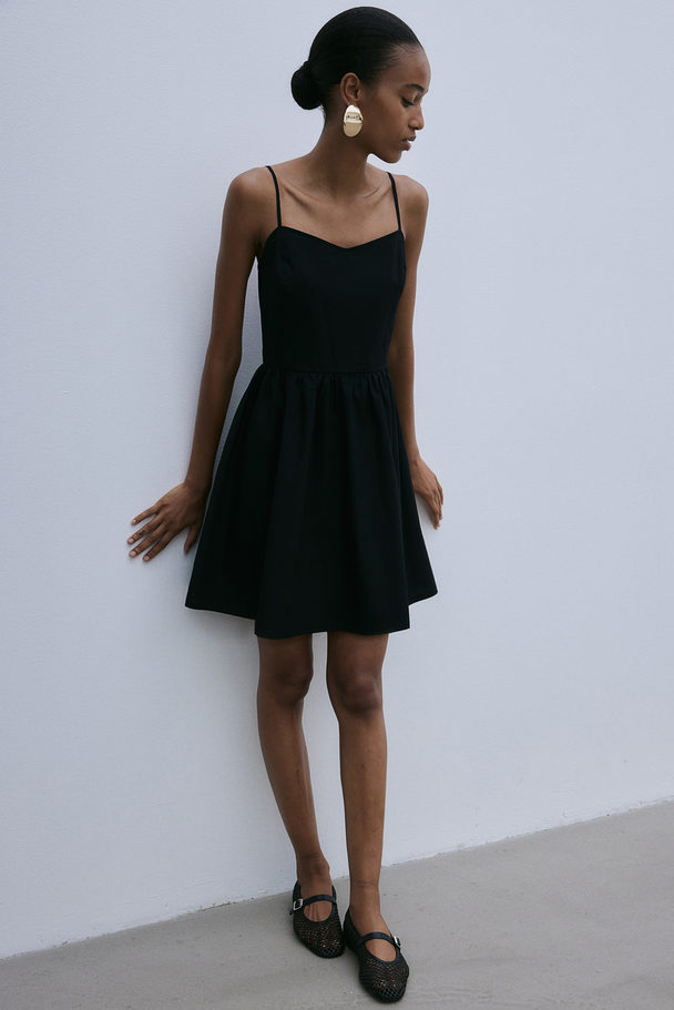 H&M Flared-skirt Cotton Dress Black