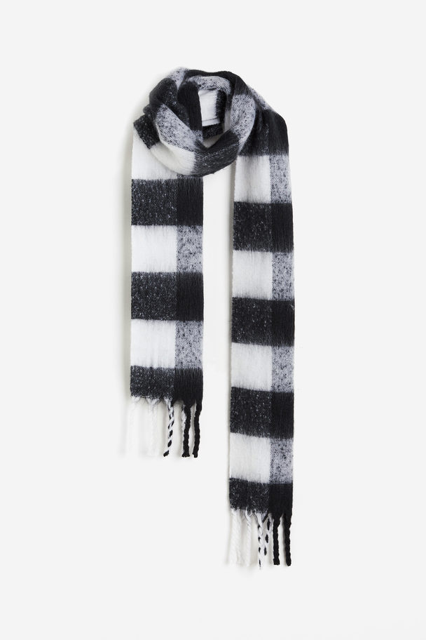 H&M Brushed-finish Scarf Black/checked