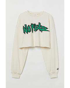 Kurzes Sweatshirt mit Print Cremefarben/No Fear